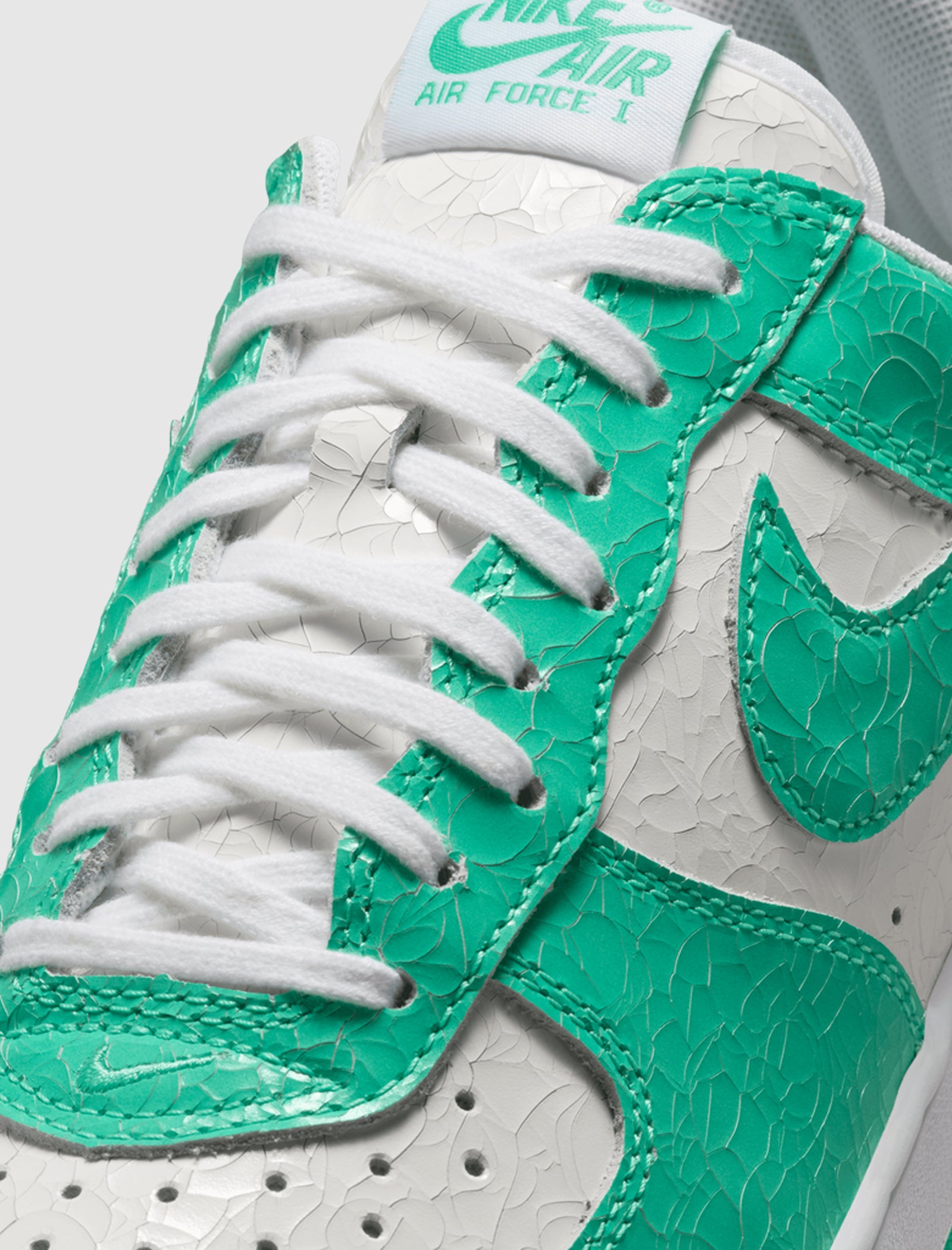 NIKE AIR FORCE 1 "CRACKED LEATHER" - Image 2