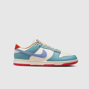 DUNK LOW PREM "PALE IVORY/ ROYAL PULSE/ DENIM TURQUOISE"