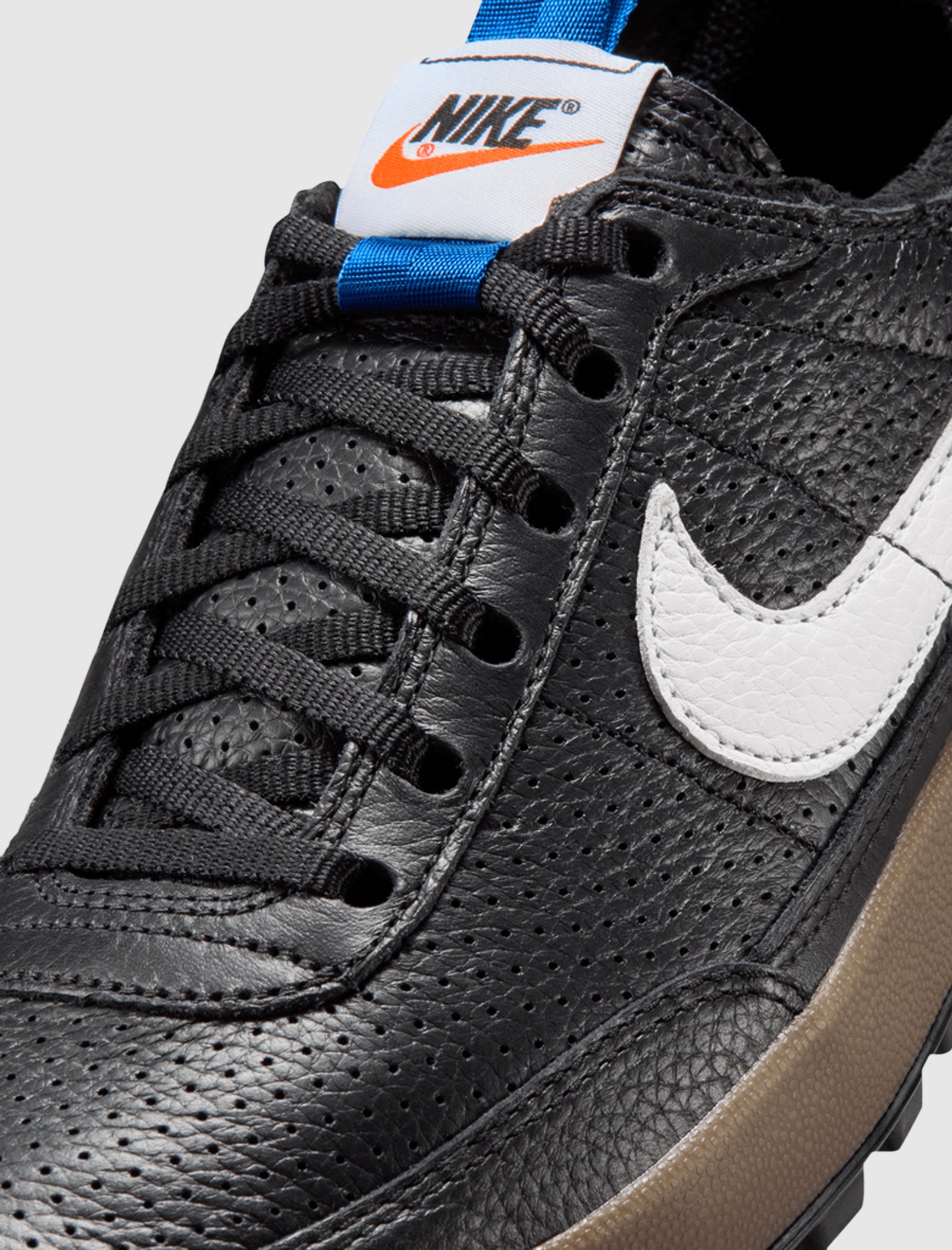 NIKE AIR GENERAL PURPOSE SHOE "DEMERITS" - Image 2