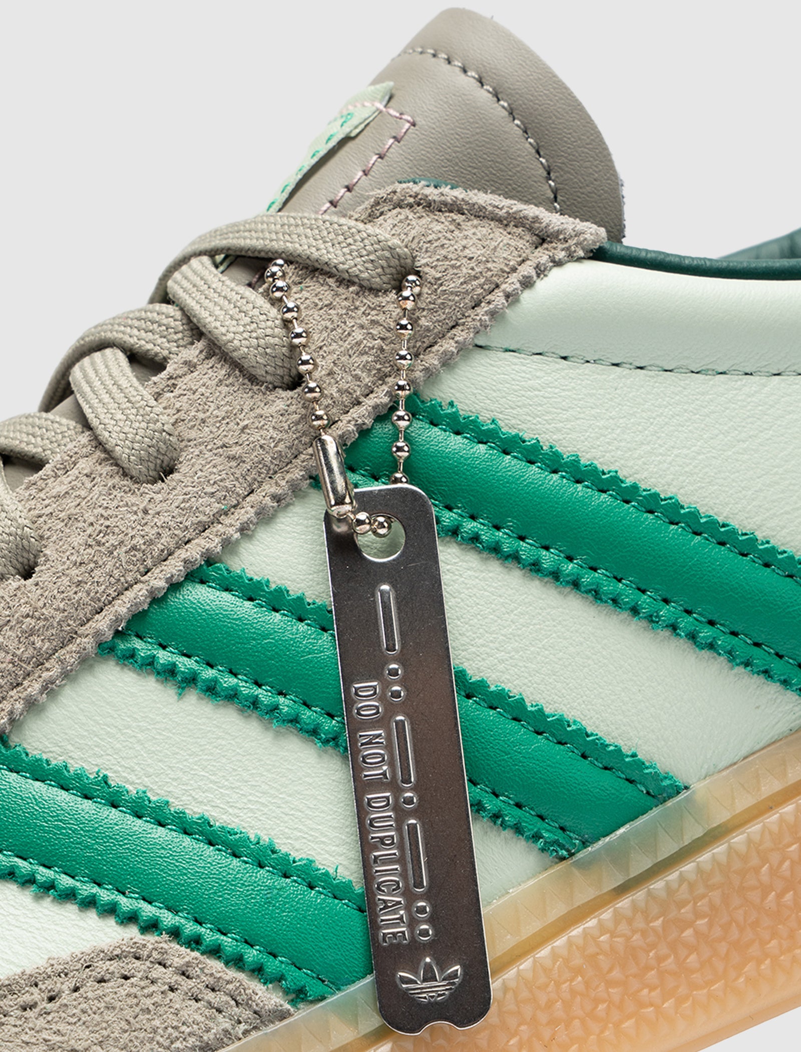 DO NOT DUPLICATE HANDBALL "GREEN" - Image 3