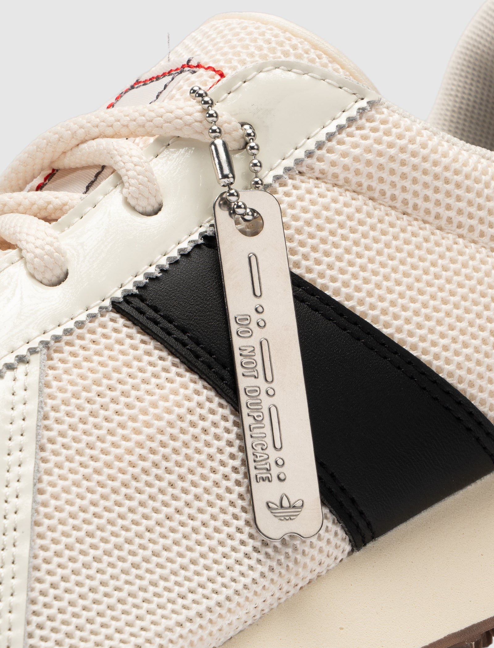 ADIDAS DO NOT DUPLICATE BW RUN - Image 8