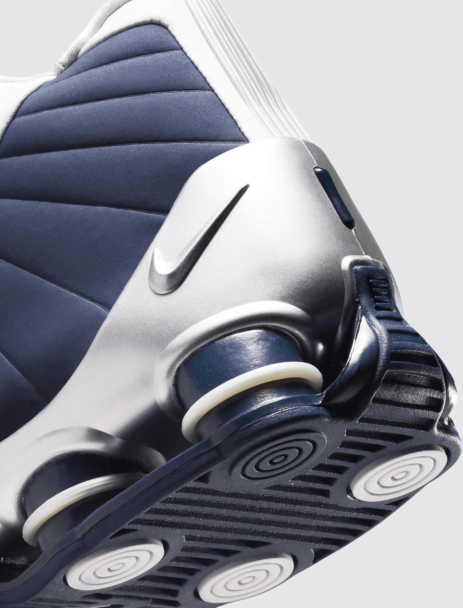 NIKE SHOX BB4 - Image 3