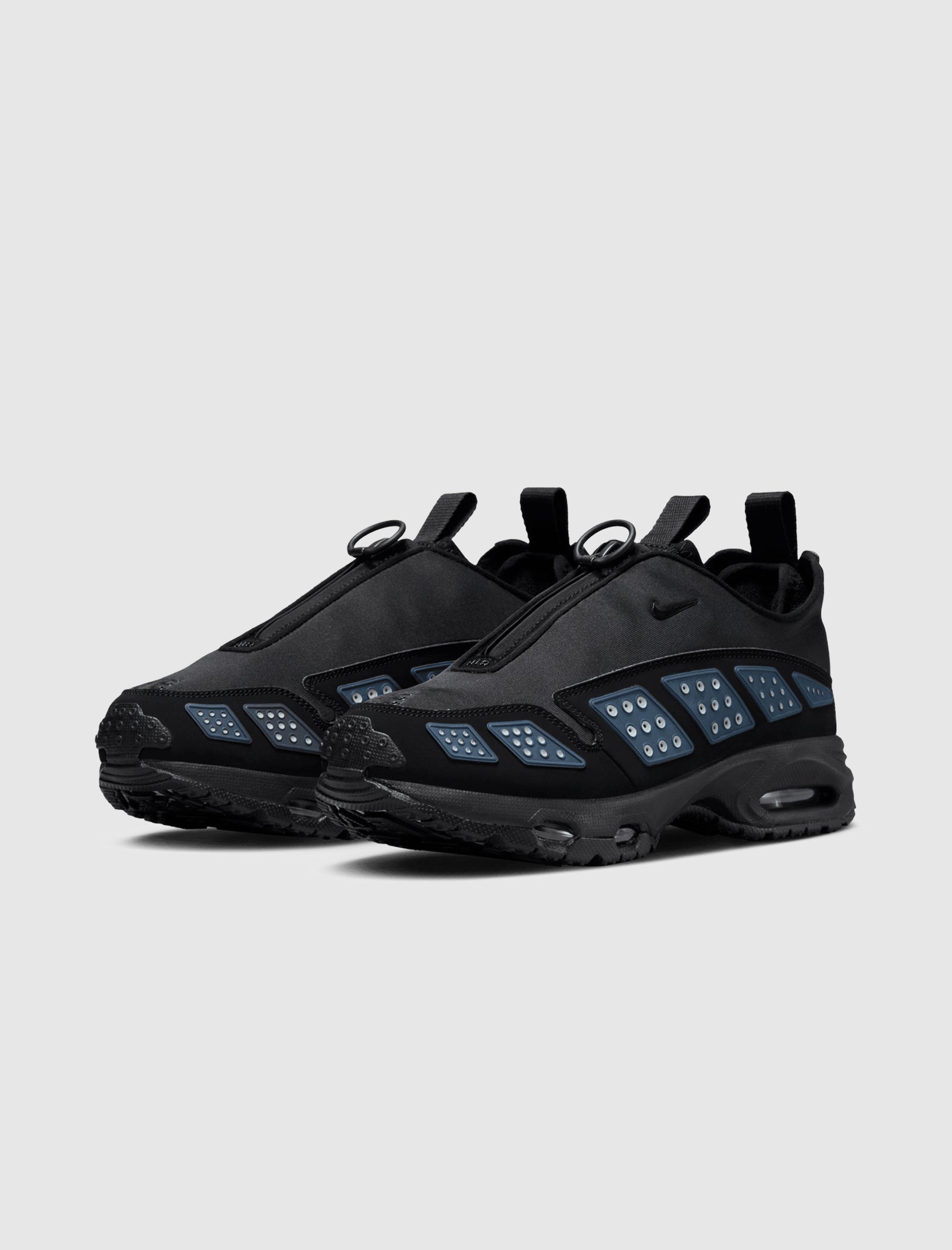 WOMEN'S AIR MAX SUNDER "BLACK/SILVER" - Image 4