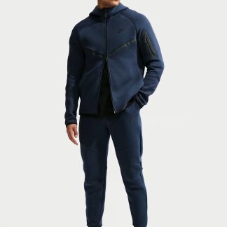 Nike Tech