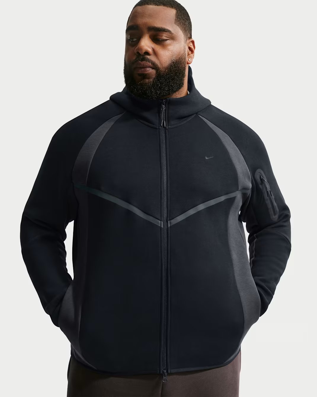 Nike Tech - Image 2